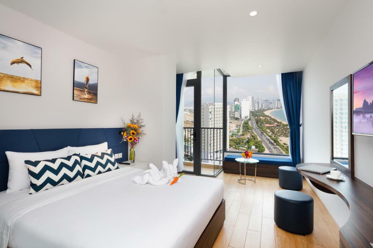 Crown Hotel Нячанг Экстерьер фото
