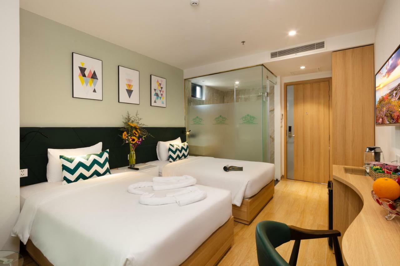 Crown Hotel Нячанг Экстерьер фото