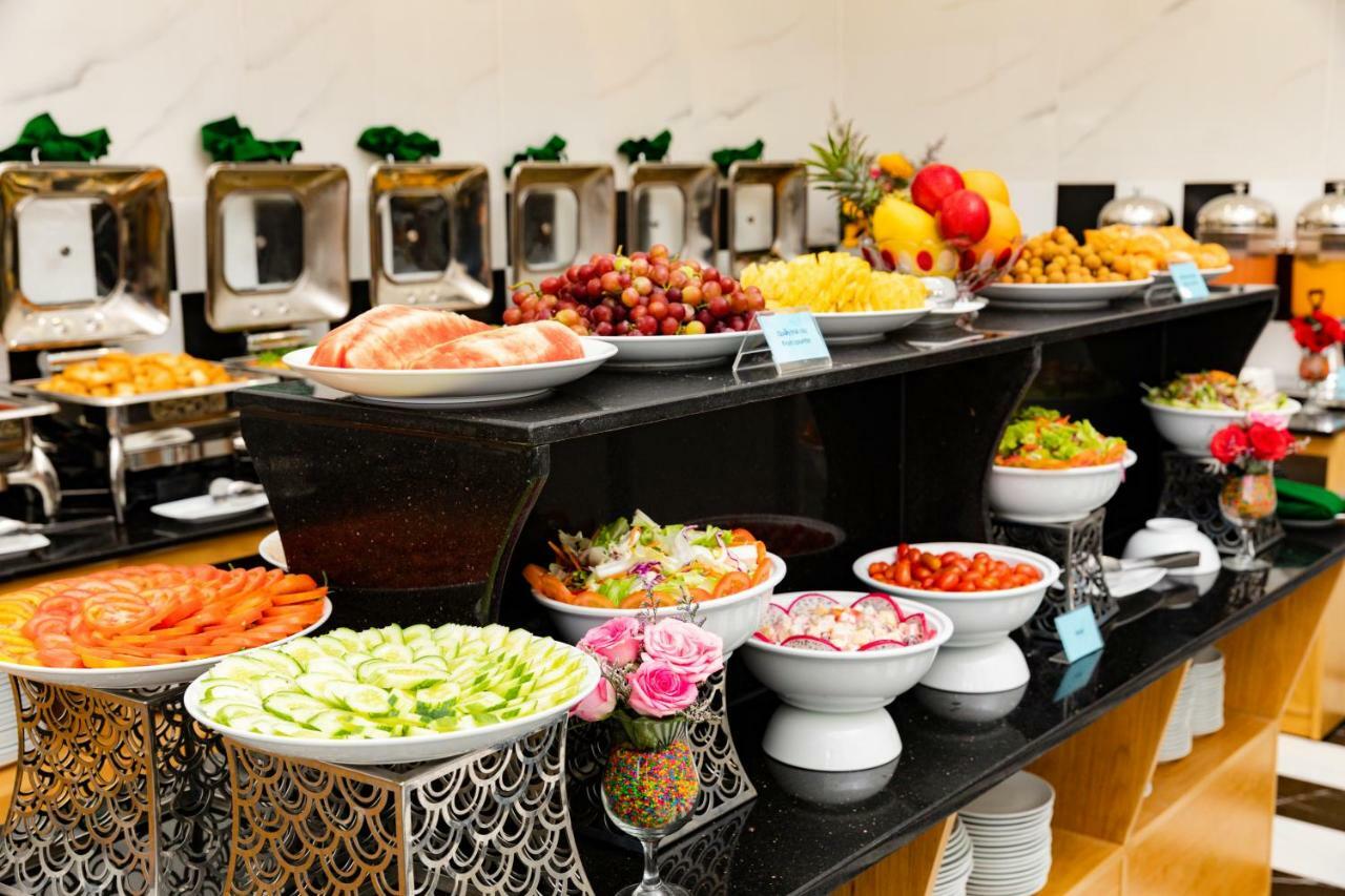 Crown Hotel Нячанг Экстерьер фото
